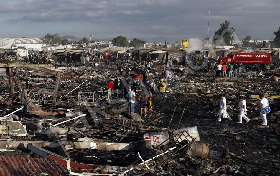 Mexico fireworks market blast in Tultepec - Sakshi11