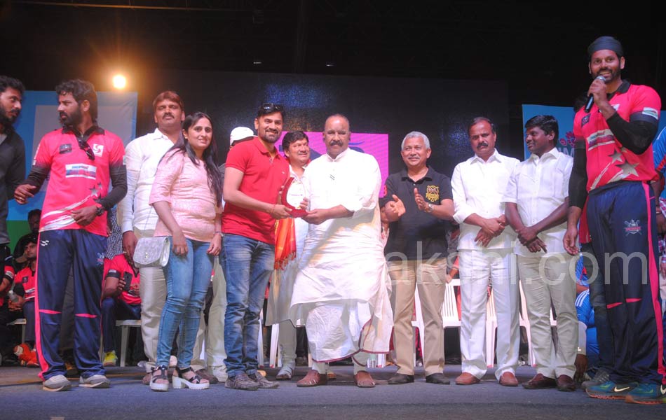 Swachh Hyd Cricket Match 201717