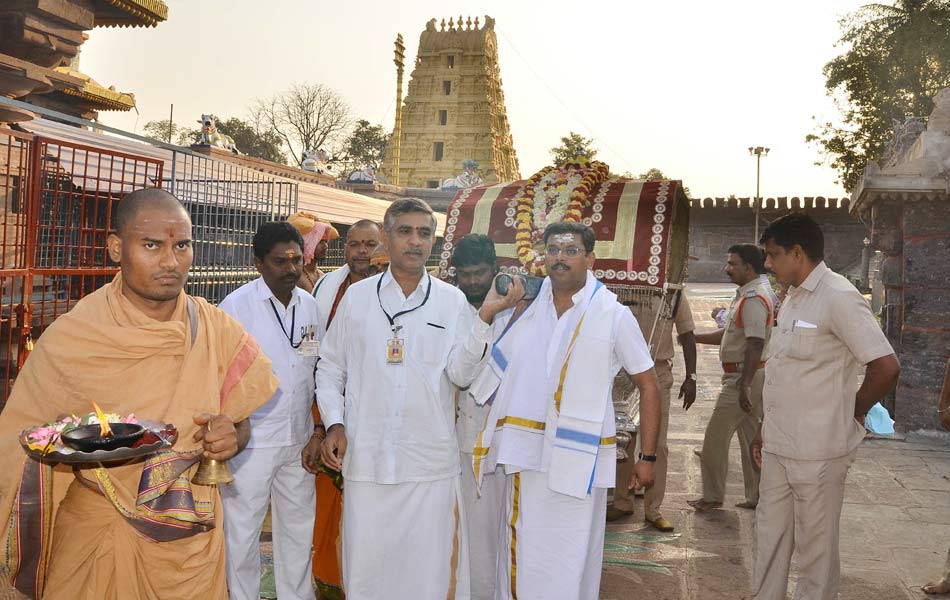festival glow of srigiri - Sakshi5
