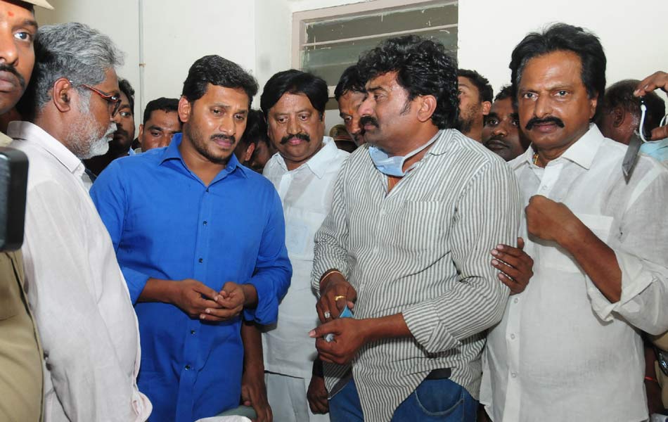 Travels authorities backed Chandrababu - Sakshi9