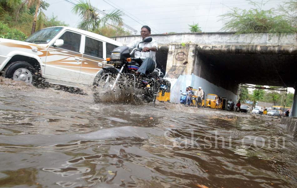heavy rain in kothagudem1