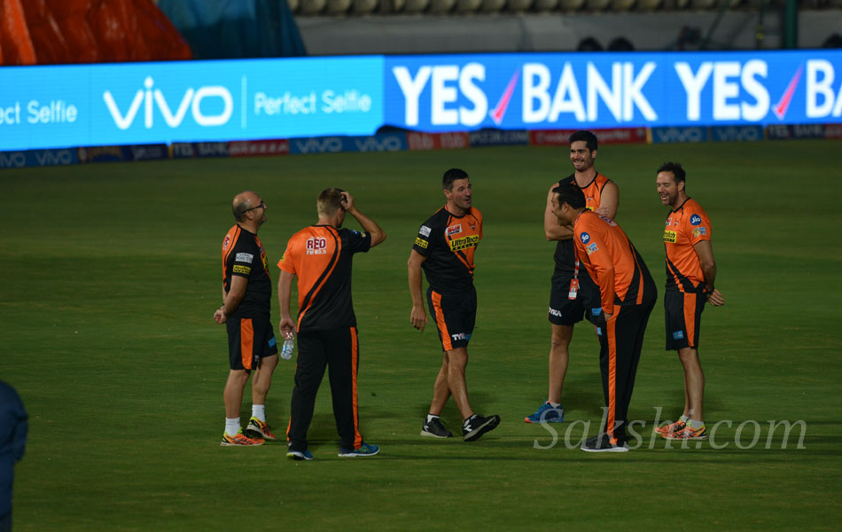 Sunrisers Hyderabad in uppal stadium - Sakshi13