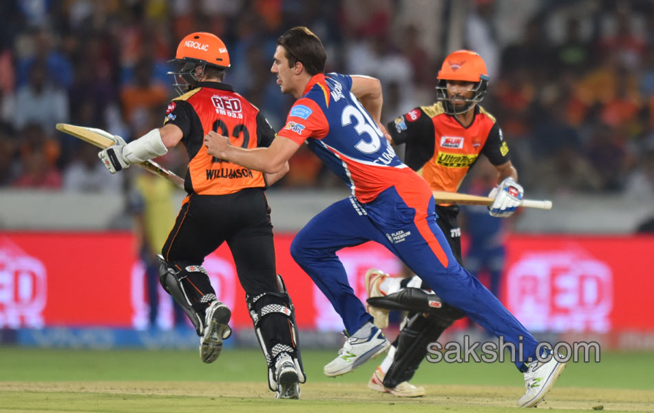 Sunrisers Hyderabad win Delhi Daredevils11