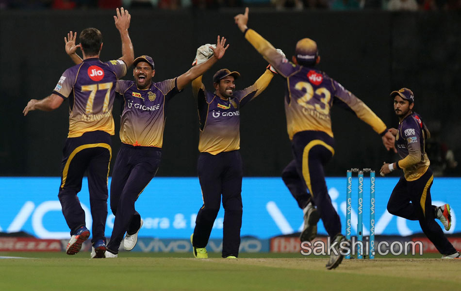 RCB crash to lowest ever IPL score in history3
