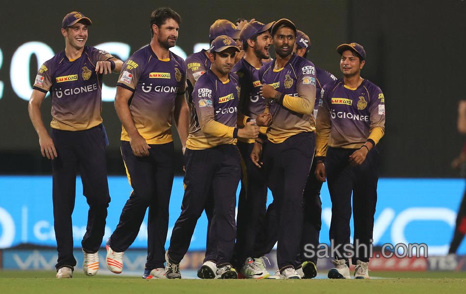 RCB crash to lowest ever IPL score in history7