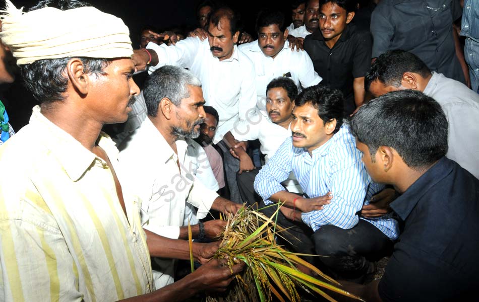 YS Jagan mohan reddy to visit Cyclone Victims in Godavari Districts - Sakshi11