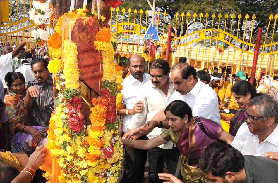 sammakka saralamma jathara - Sakshi4