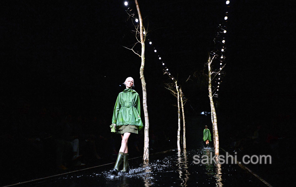 Fashion Week Cat Walk in London - Sakshi2