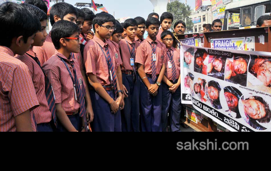 Homage to 2013 bomb blasts at the Dilshuk Nagar area of Hyderabad - Sakshi6