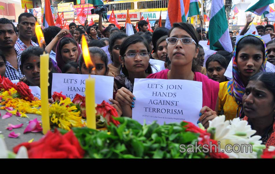 Homage to 2013 bomb blasts at the Dilshuk Nagar area of Hyderabad - Sakshi10