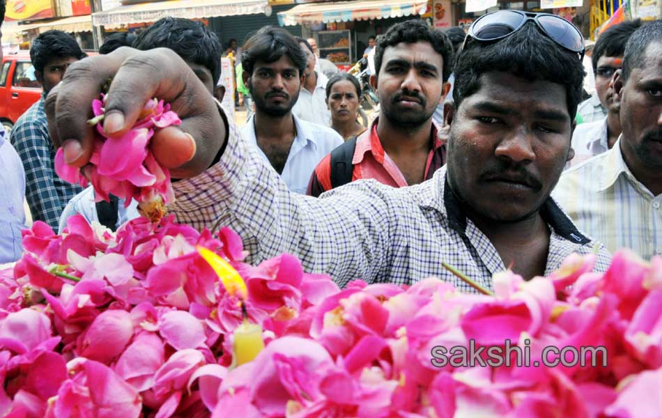 Homage to 2013 bomb blasts at the Dilshuk Nagar area of Hyderabad - Sakshi14