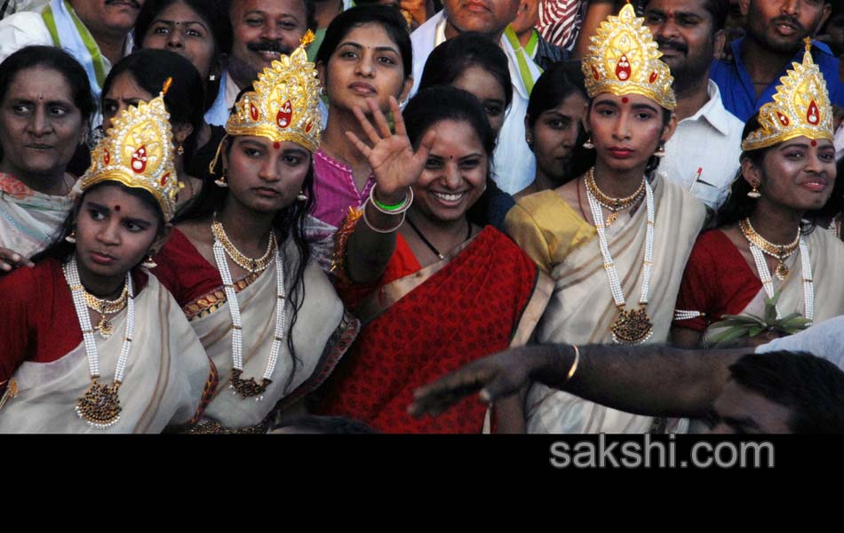 Success Rally of KCR8
