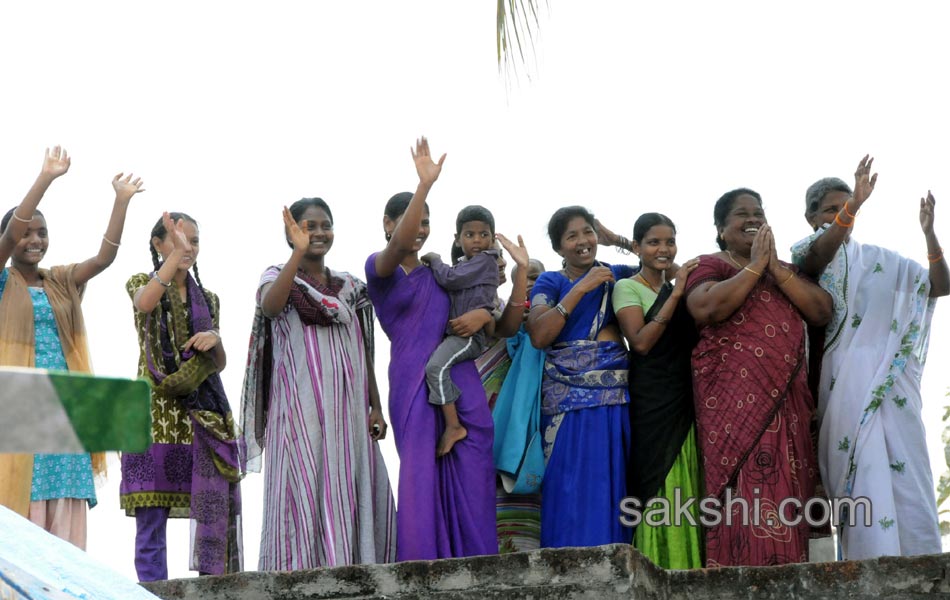 Jagan s Janpatham at East Godavari - Sakshi5