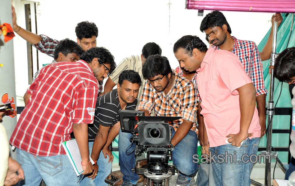 Tholiprema Katha Movie Working Stills - Sakshi6