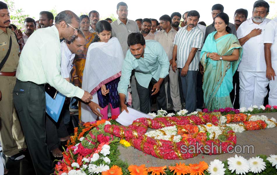 YS Jagan Files Nomination from Pulivendula - Sakshi5