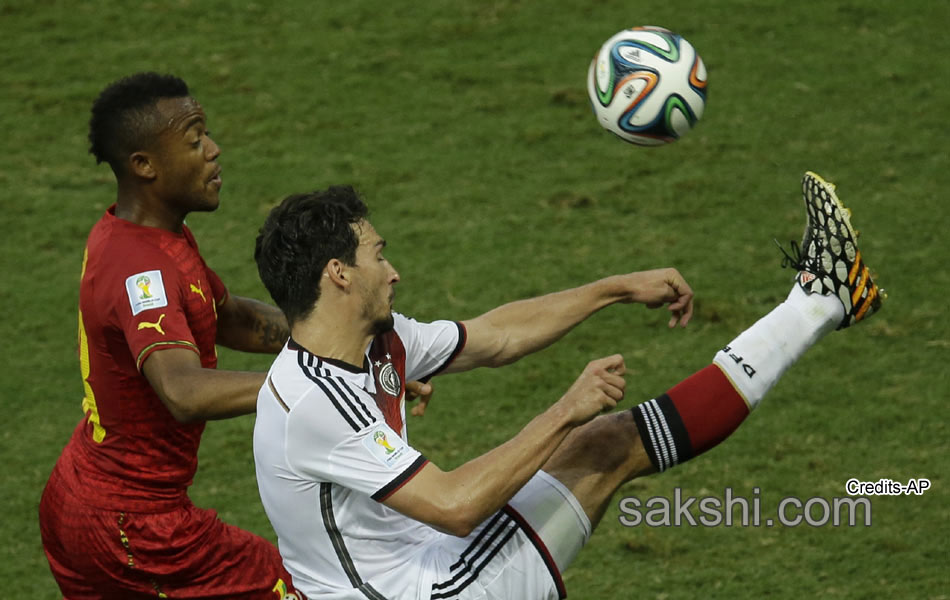 Klose record tying equalizer salvages Germany draw against Ghana - Sakshi9