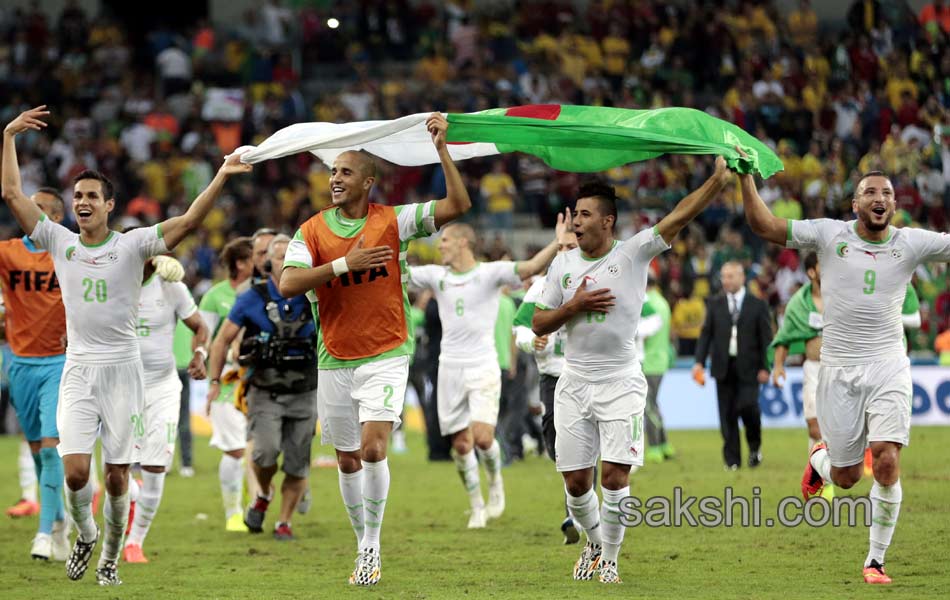 Algeria Advances After Draw With Russia - Sakshi7