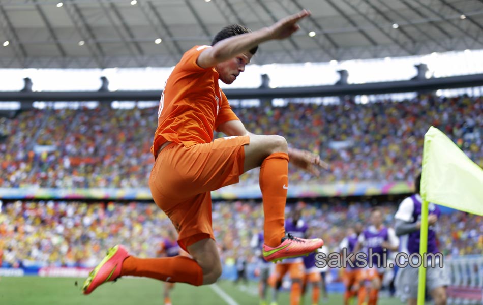netherlands over mexico - Sakshi2