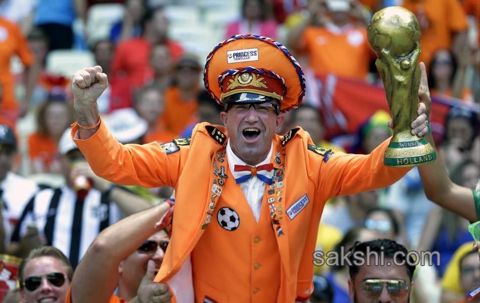 netherlands over mexico - Sakshi17