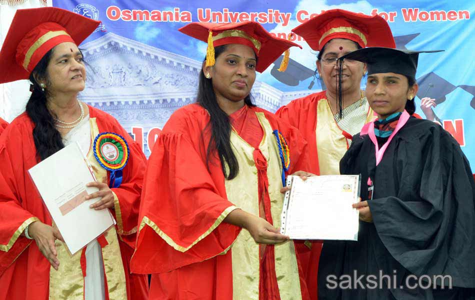 Srinidhi Institute of Science and Technology convocations in madhapur9