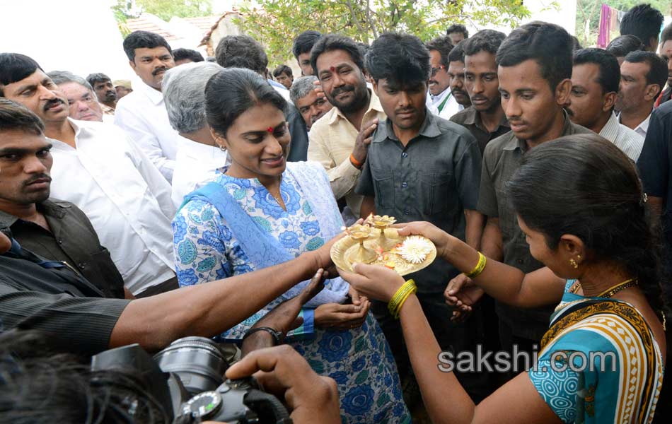 ys sharmila paramarsha yatra comes to an end in mahabubnagar7