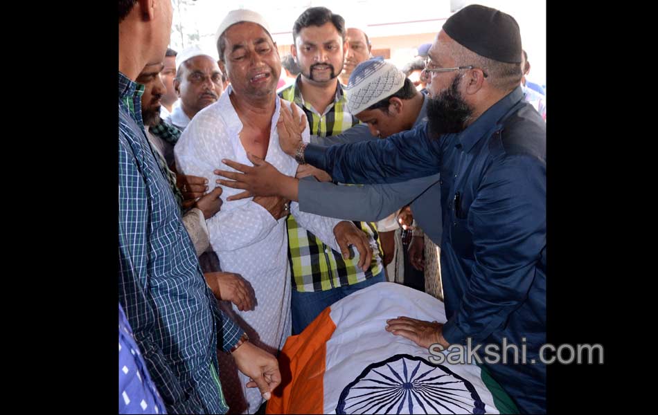 Major Tahir Hussain Khan body arrives in Hyderabad10