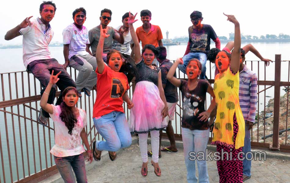 holi celebration in hyderabad2