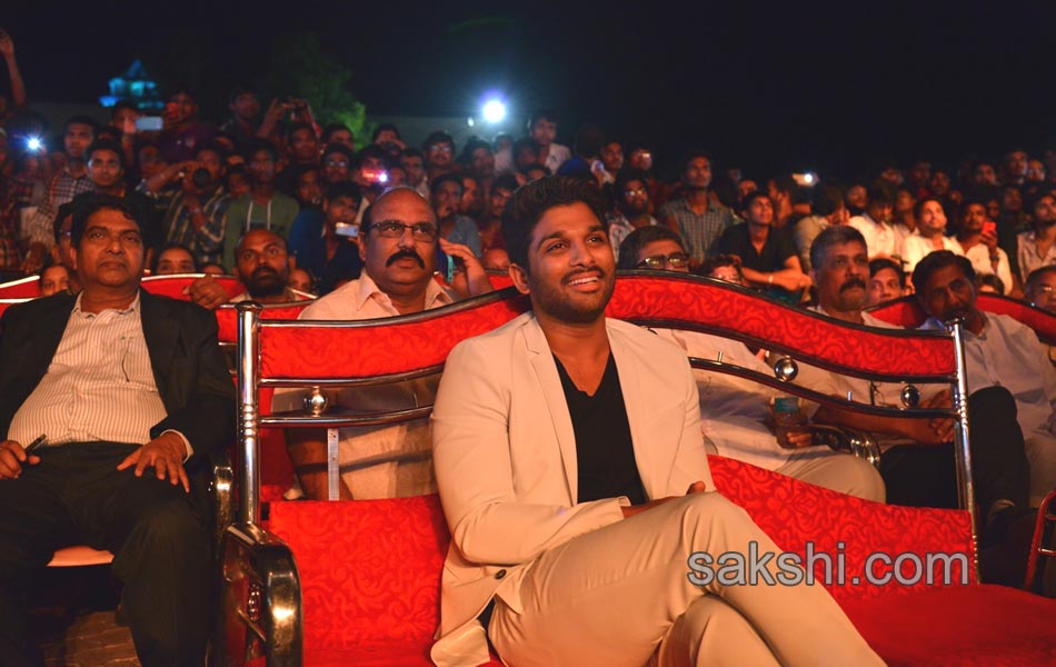 son of Satyamurthy Audio sucess meet12