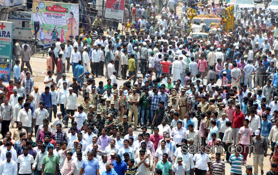 siddayya funeral completed - Sakshi3