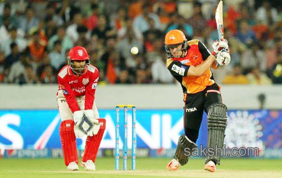 Sunrisers Hyderabad aim for play off glory13
