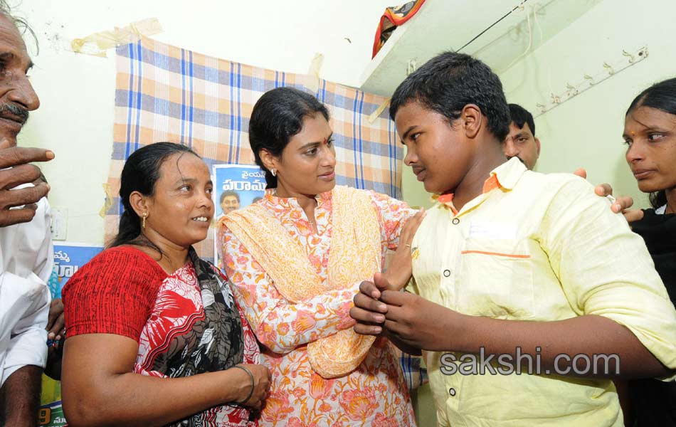 Sharmila Paramasha Yatra3