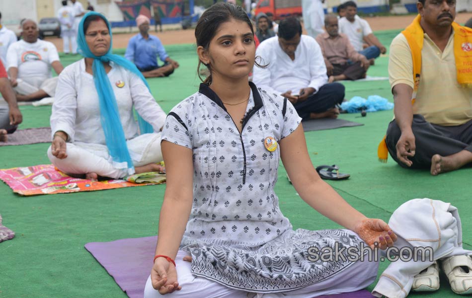 International yoga day13