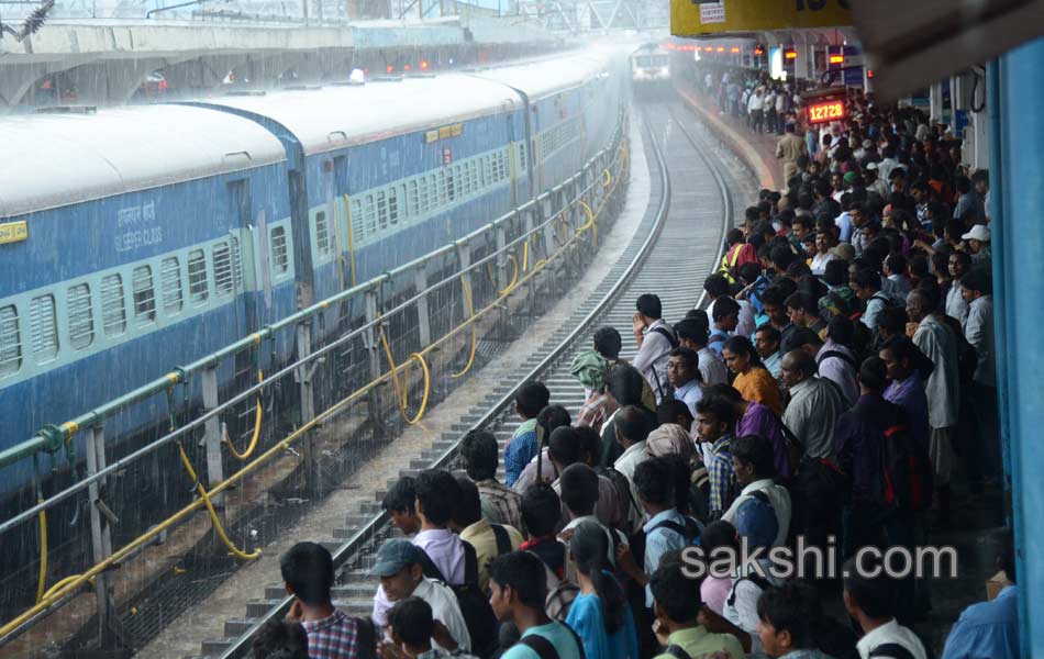 Rush People continues to Pushkarni9