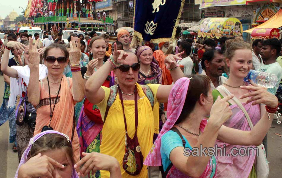 Nabakalebara Rath Yatra begins today9