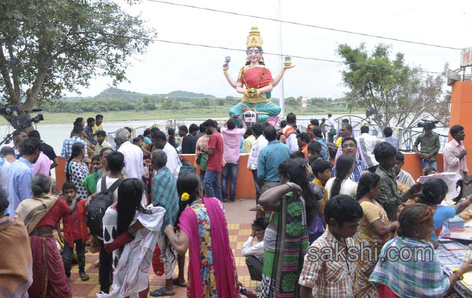 telangana godavari pushkaralu - Sakshi17