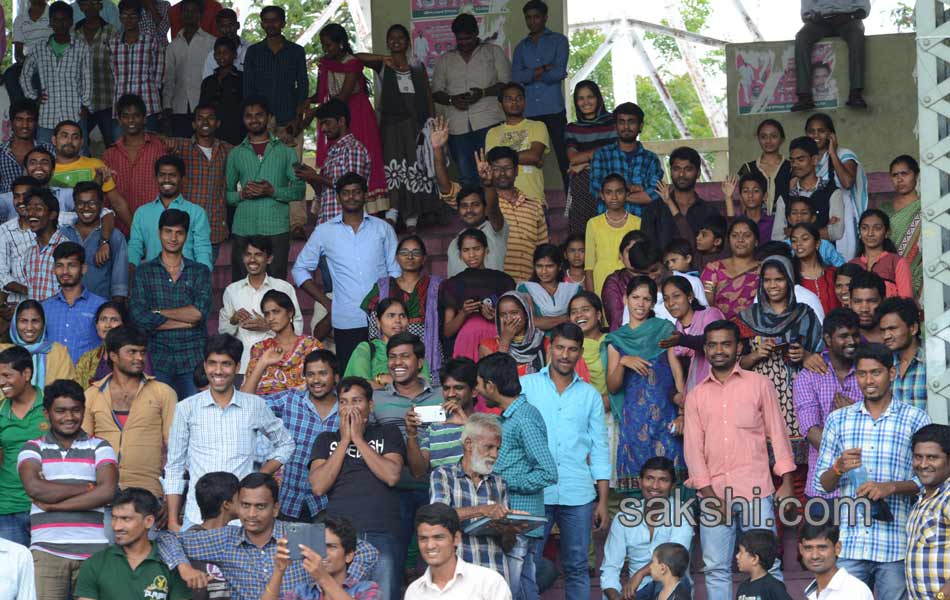 Andhra pradesh Telangana cine sports cricket5