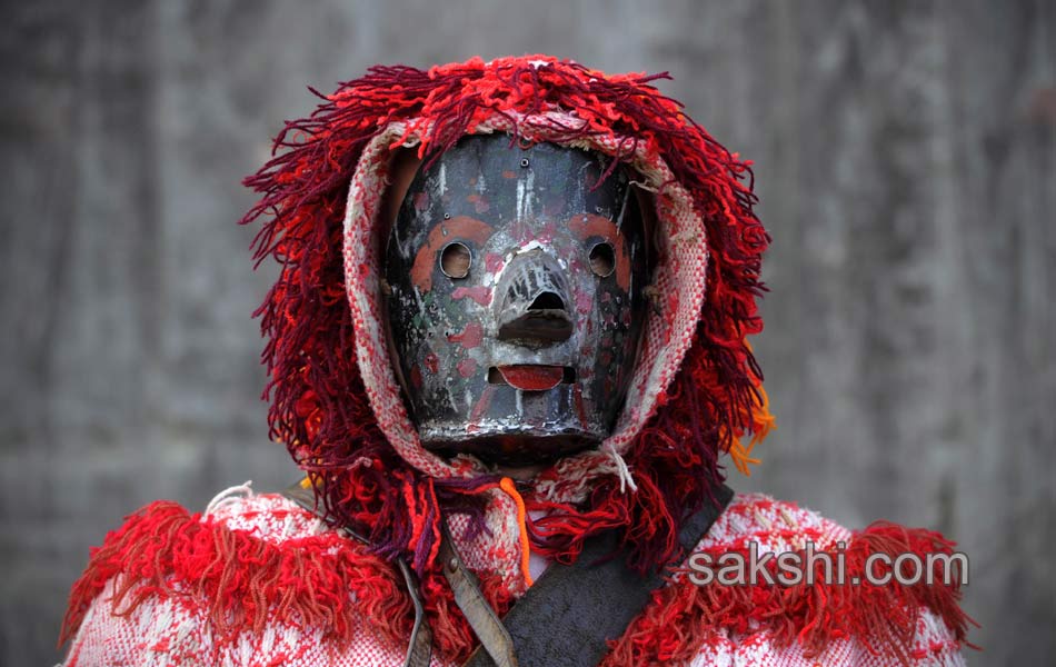 traditional caretos1