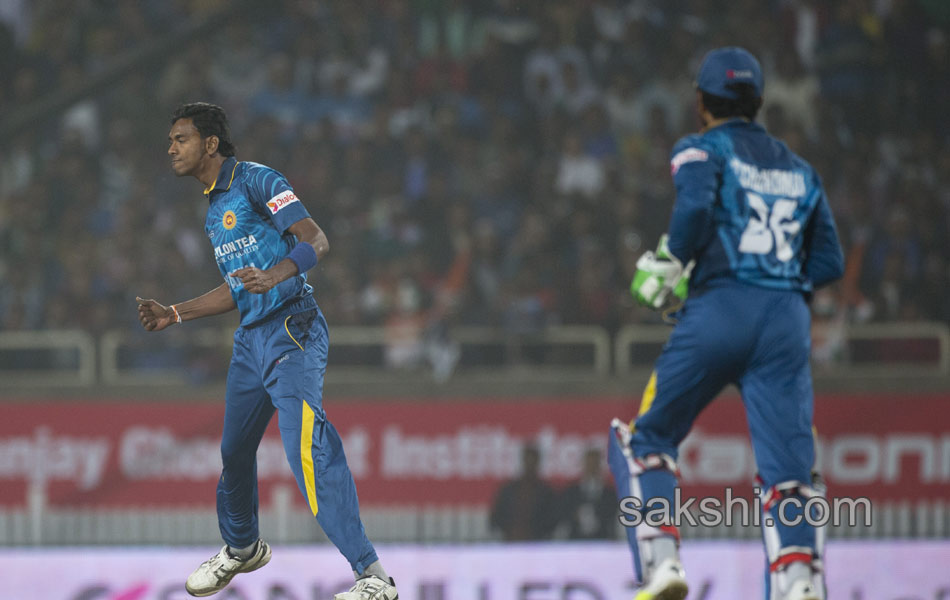 india won second T20 match - Sakshi10