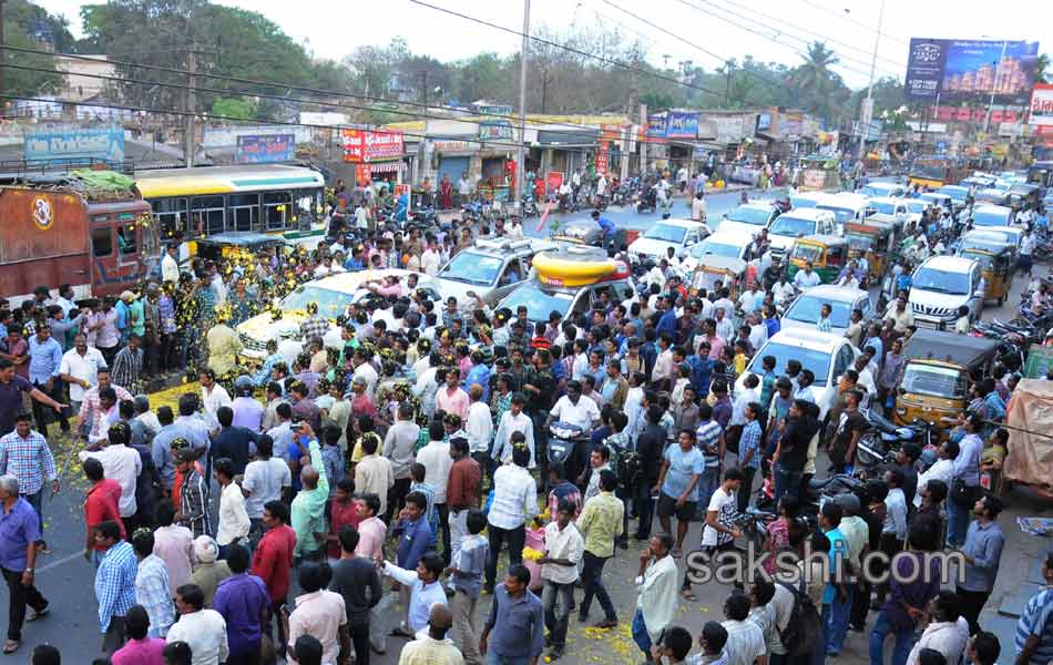 Ram Gopal Varma to Vijayawada3