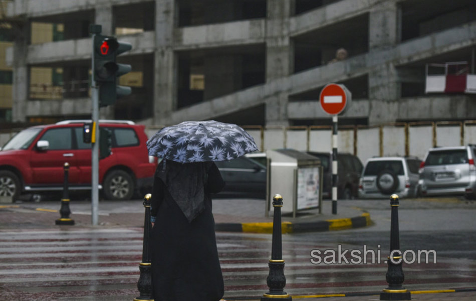 Heavy rain lashes the UAE19