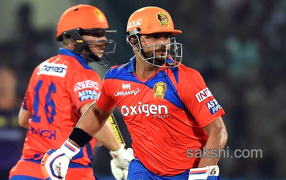 Gujarat Lions win on Kolkata Knight Riders - Sakshi1