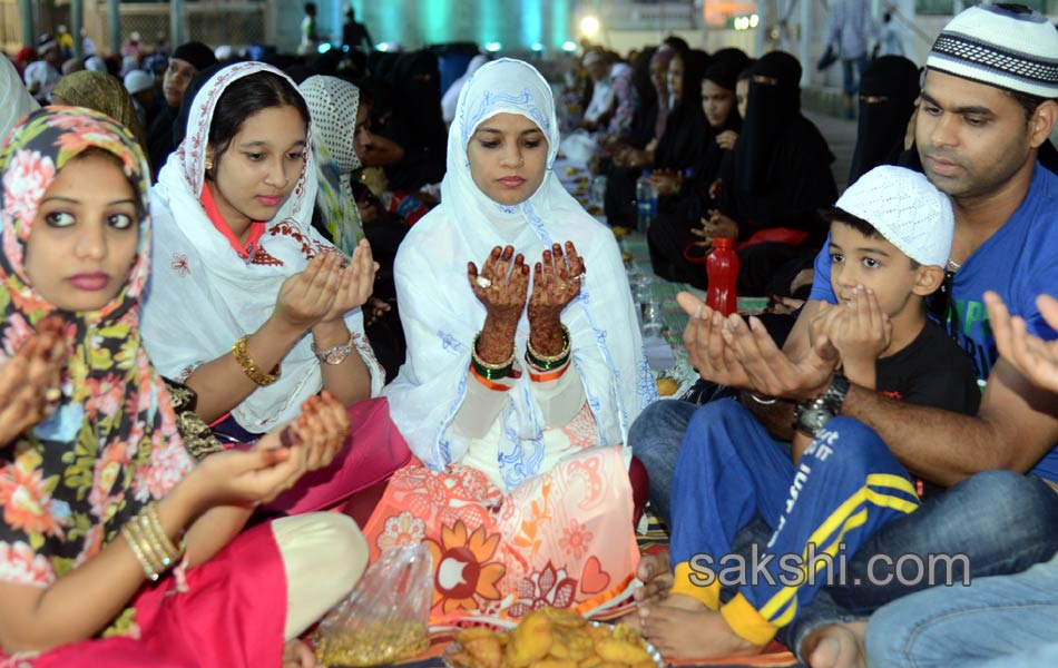 ramadan in hyderabad - Sakshi9