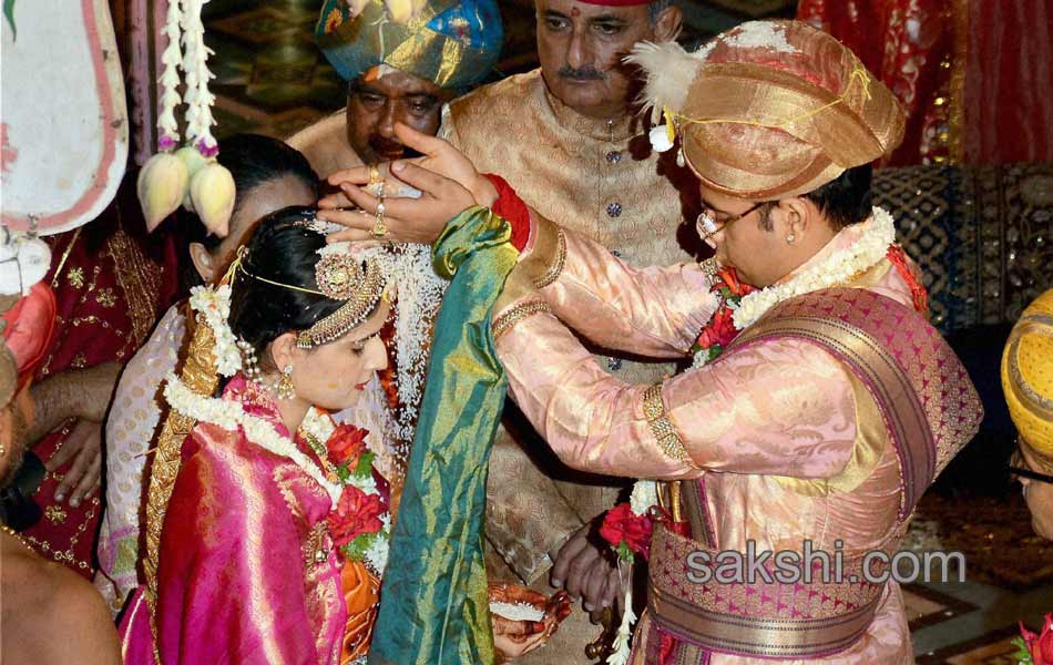 King Yaduveer Ties Knot with Rajasthan Royalty at Mysore Palace3