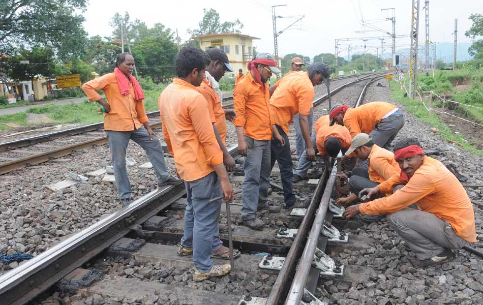 Railway Department Ready for pushkaram2