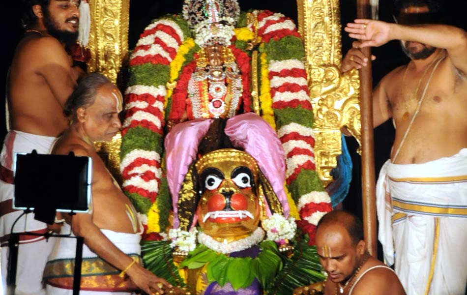 హనుమంత వాహనంపై కోదండరామస్వామి5