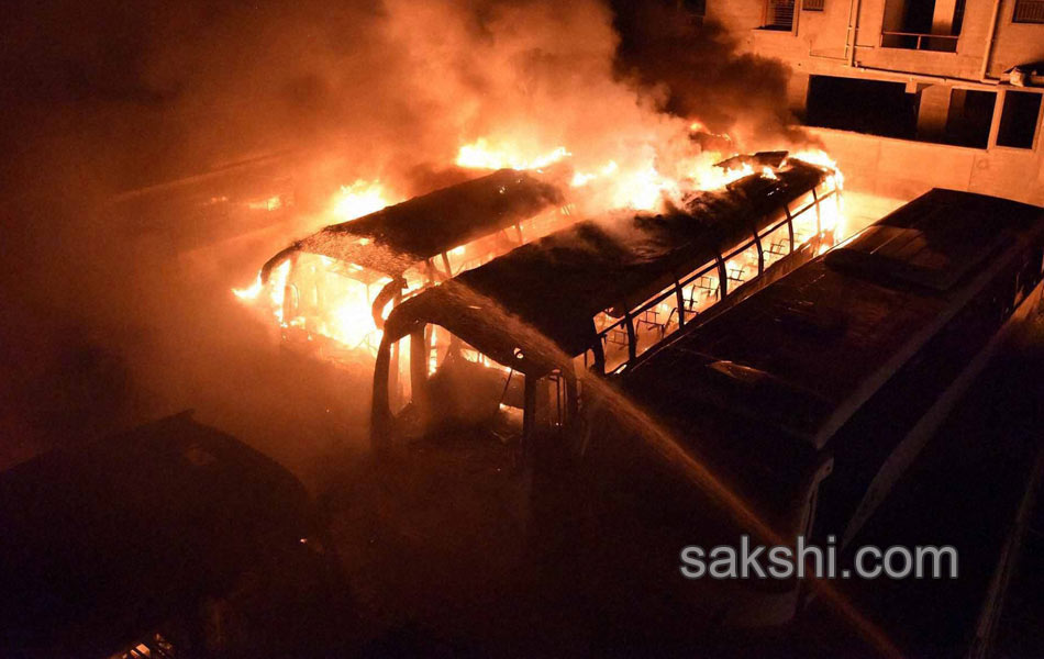 Cauvery burns Bengaluru Curfew in large parts 1 dead in police action - Sakshi11