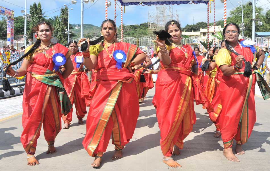 cultural programs in simha vahana seva4