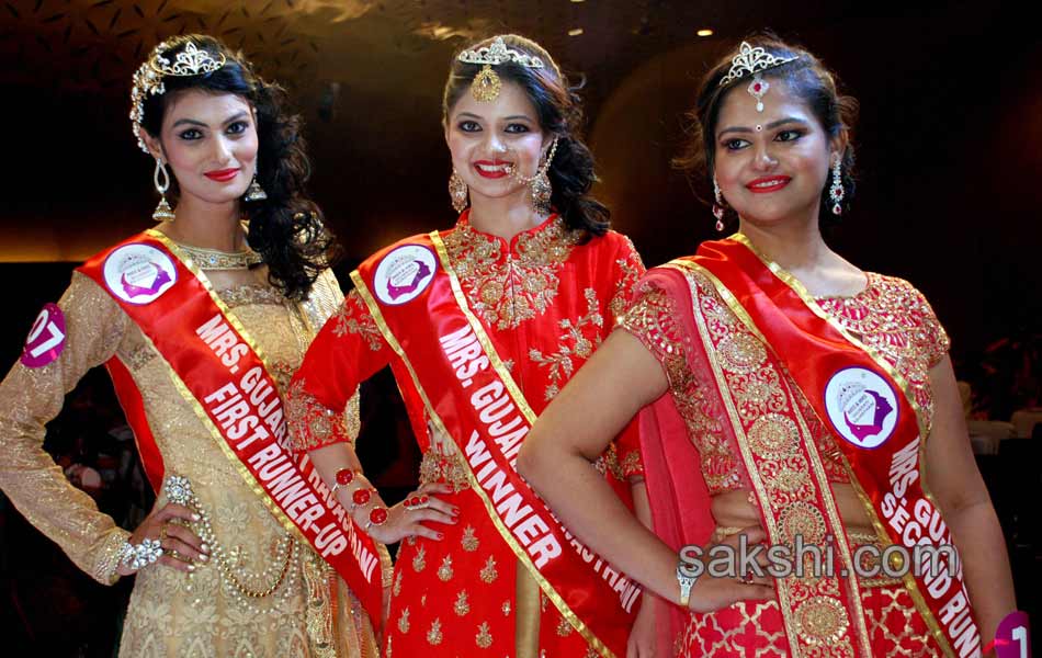 Miss and Mrs Gujarati - Sakshi2