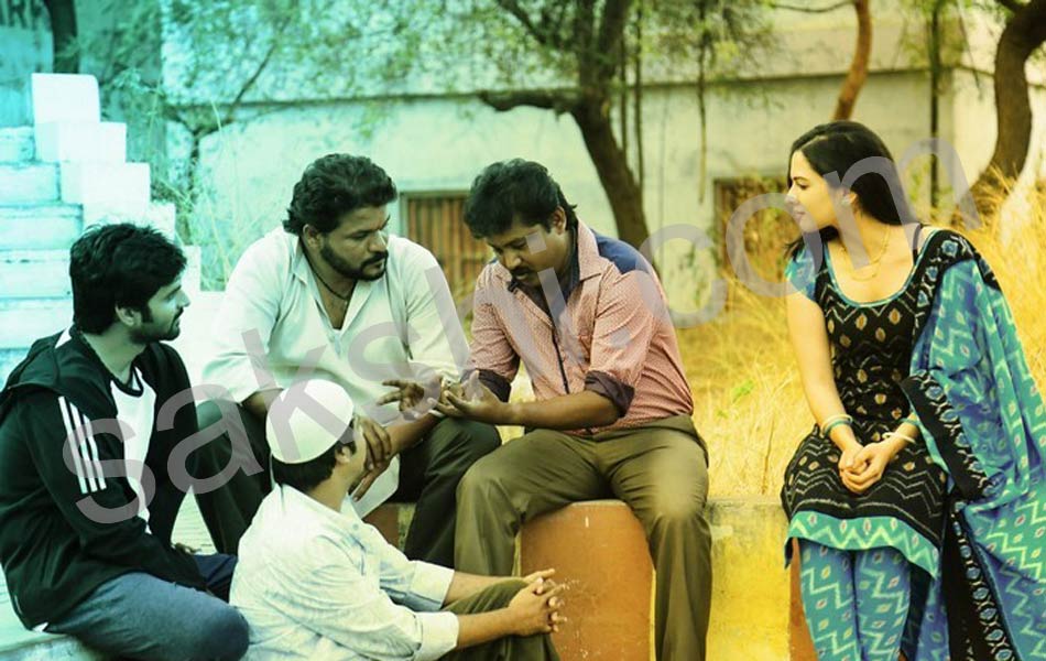 Appatlo Okadundevaadu movie stills7