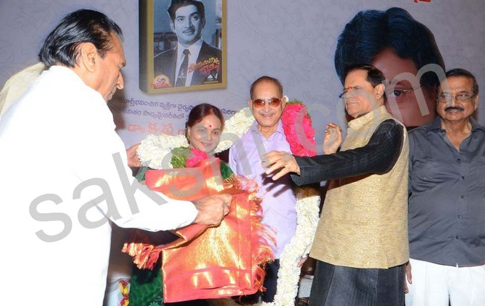 Devudulanti Manishi Book Launch2